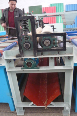 Macchine per la fabbricazione di porte MgO impermeabili ad alte prestazioni con tecnologia a pressione fredda