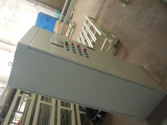 Tecnologia di estrusione a doppio rullo Macchine per la fabbricazione di porte, presse per pannelli di ossido di magnesio
