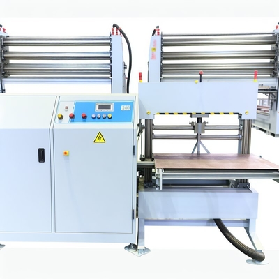 Macchina per la formazione di pannelli murali con alimentazione automatica e alimentazione a 380V