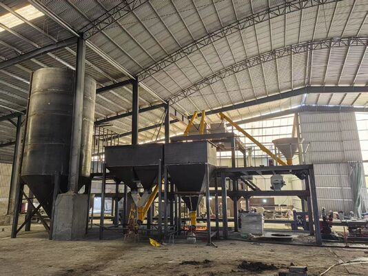 Macchine per la formazione di pannelli murali che offrono la linea di produzione di cartoni di rivestimento per piastrelle isolanti XPS