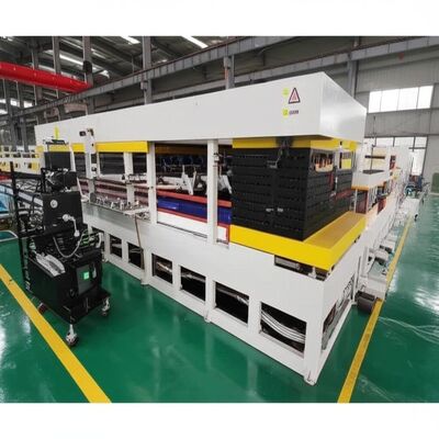 Macchina per pannelli sandwich con trattamento termico e lame di rasoio Cr12 per la produzione di pannelli di parete di supporto lunghi 32 metri