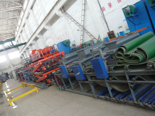 Linea di produzione di pannelli sandwich continuativi completamente automatici 2 - spessore di 24 mm