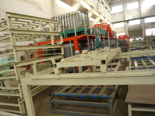 Resistenza al fuoco Macchina per cartoni di ossido di magnesio con capacità produttiva di 2-20 milioni di m2/anno