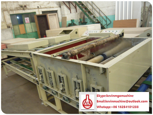 Linea di produzione vuota del bordo del MgO del pannello di parete del panino con una capacità di produzione di 2500 strati